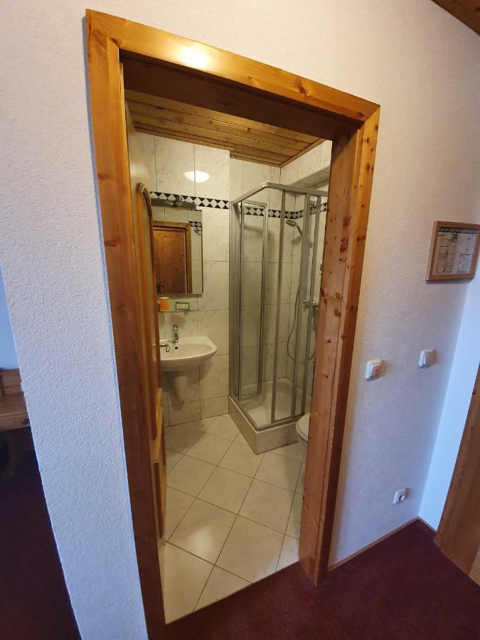 Fischbachtal Landgasthof Brunnenwirt Zum Meenzer מראה חיצוני תמונה